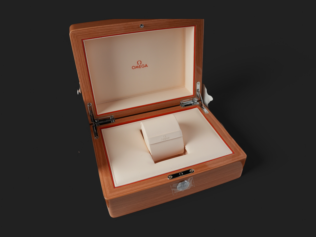 Omega Box Set       (1)