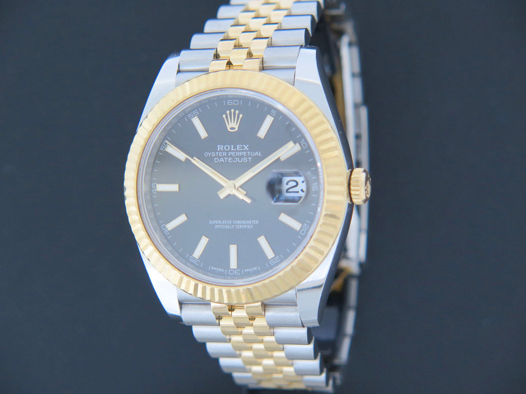 Rolex Datejust 41 Gold/Steel Black Dial 126333 (1)