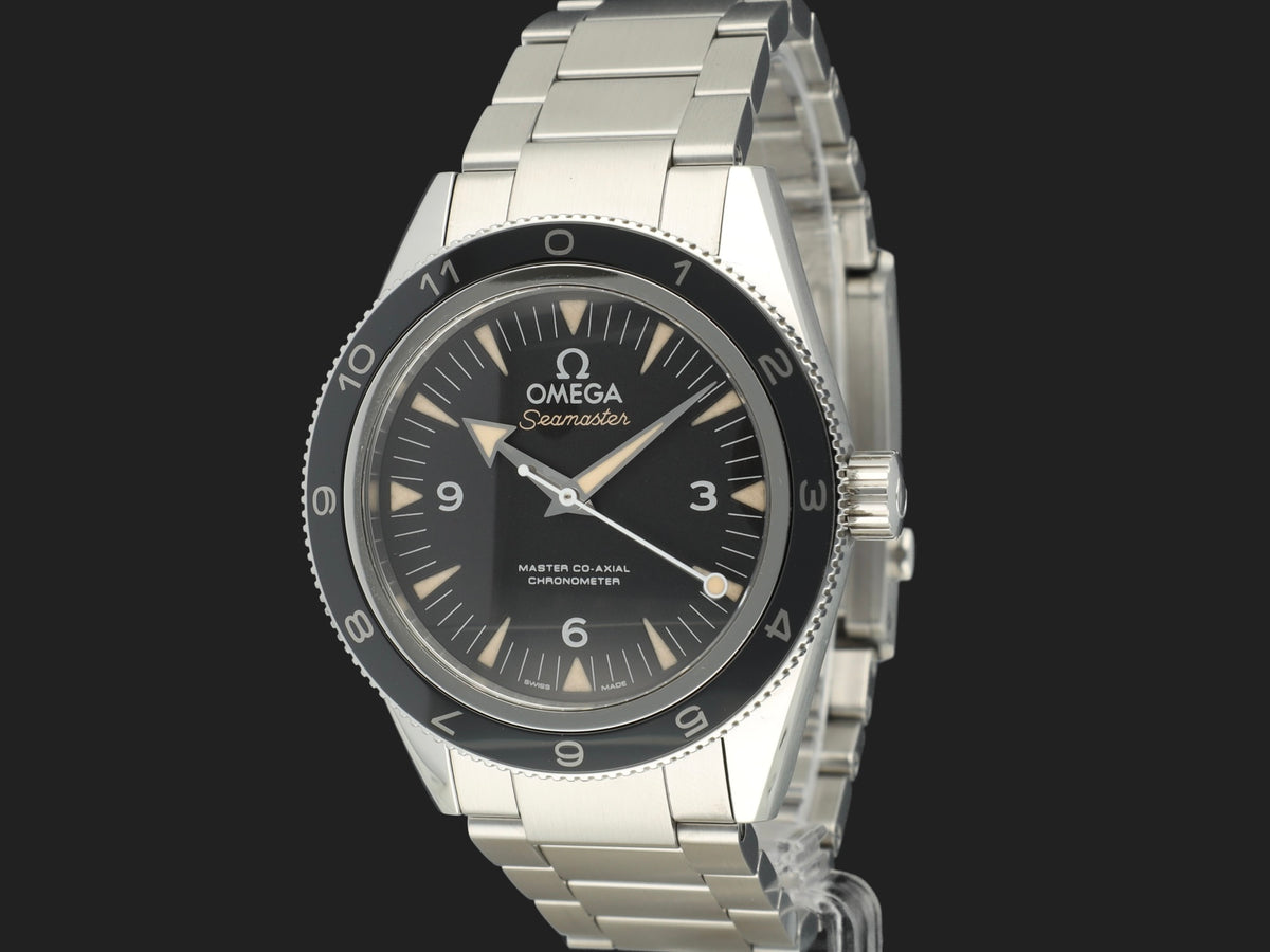 Omega Seamaster 300 Omega Master Co-Axial "Spectre" Limited Edition 233.32.41.21.01.001 (1)