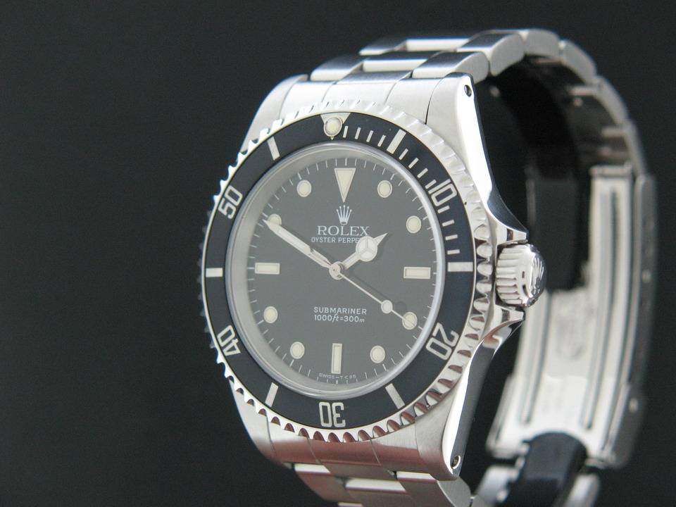 Rolex Oyster Perpetual Submariner (1)