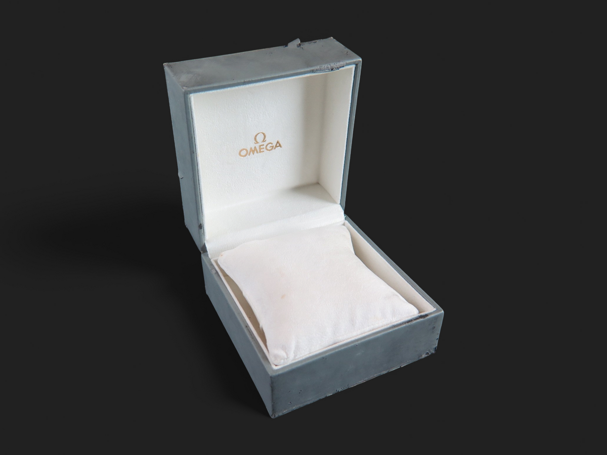 Omega Vintage Box       (1)