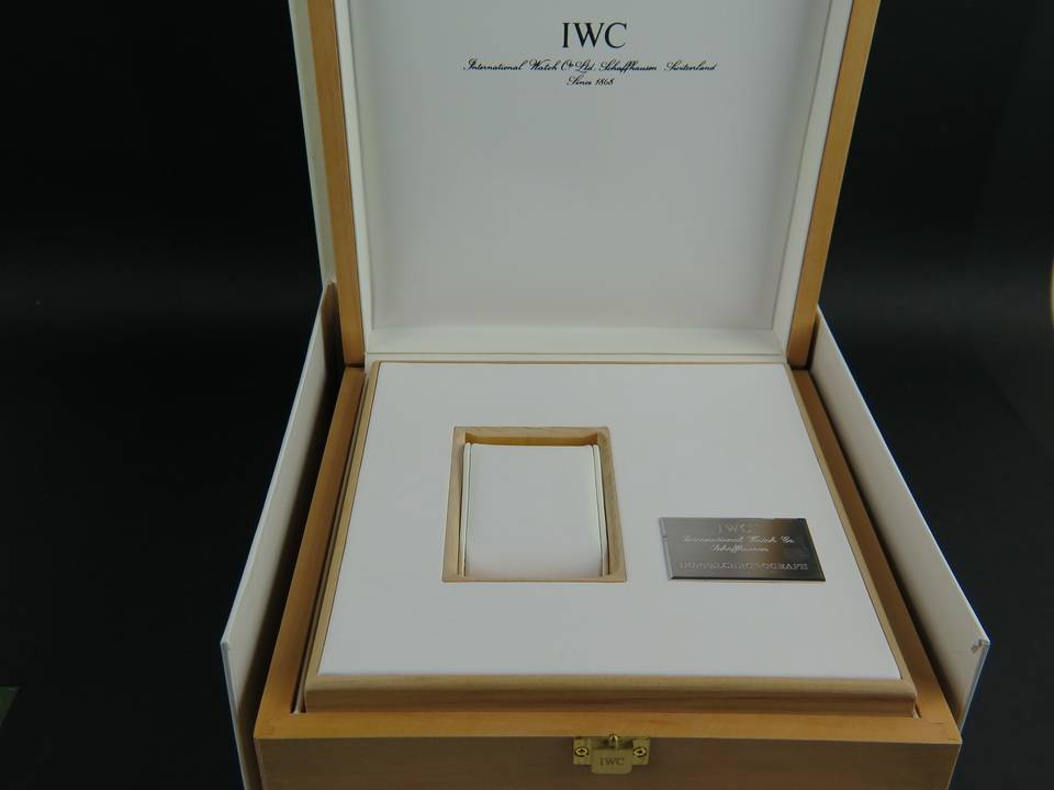 IWC Box (1)