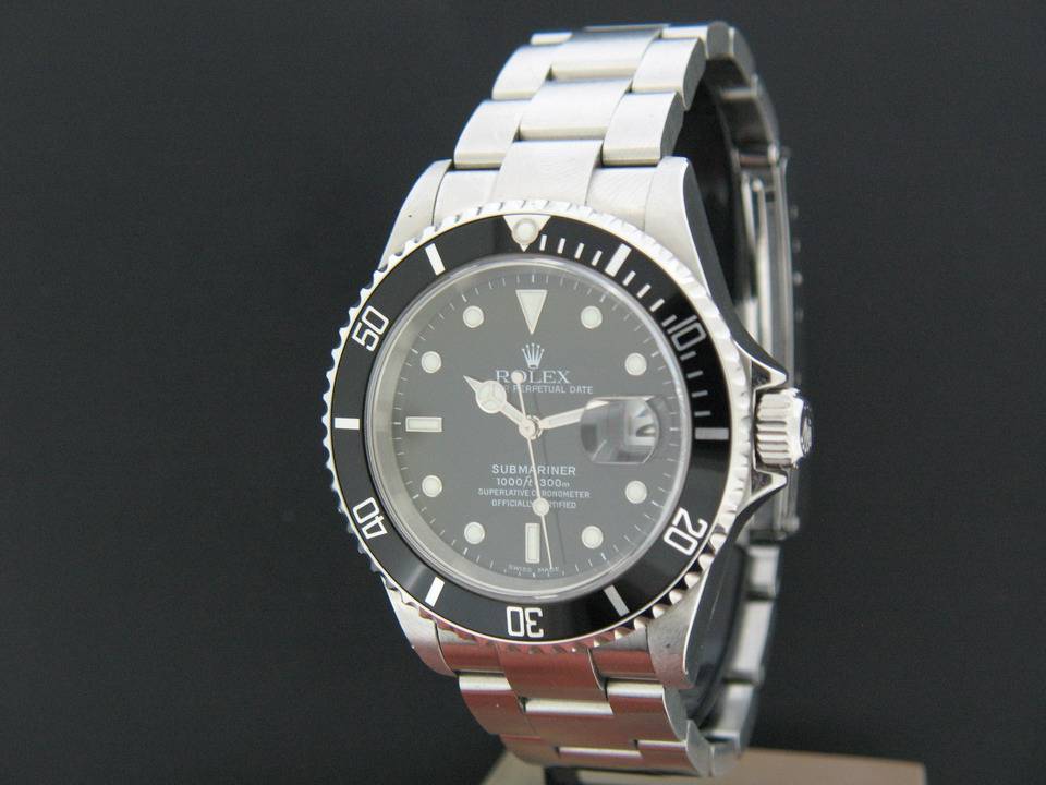 Rolex Oyster Perpetual Submariner Date (1)