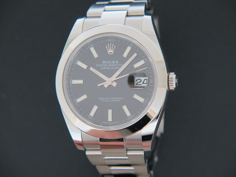 Rolex Datejust 41 Black Dial 126300 124200 (1)