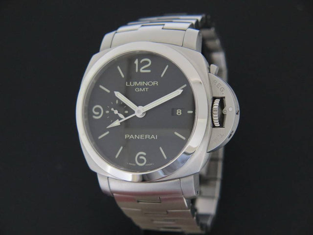 Panerai Luminor GMT