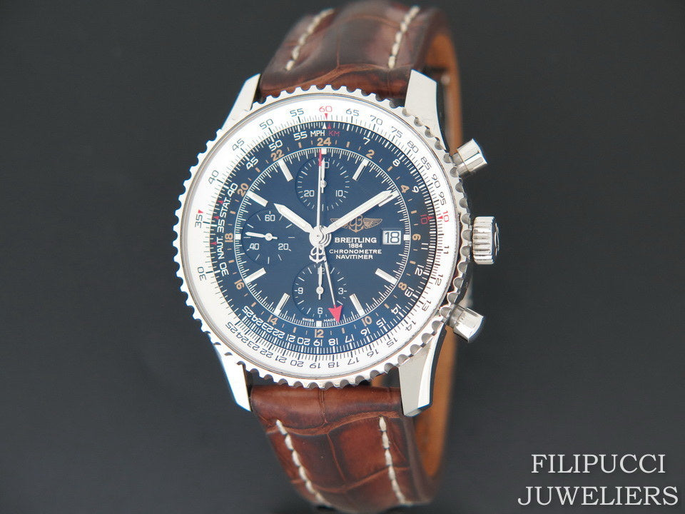Breitling Navitimer World GMT A2432212 (1)