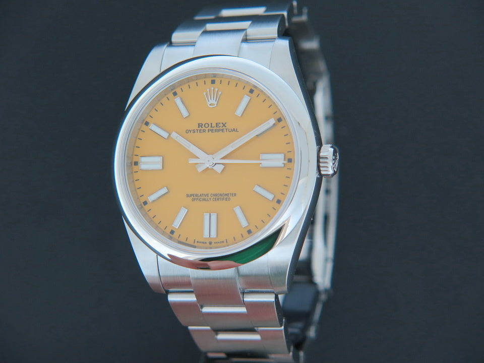 Rolex Oyster Perpetual 41 Yellow Dial 124300 NEW (1)