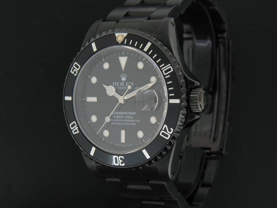 Rolex Oyster Perpetual Submariner Date (1)