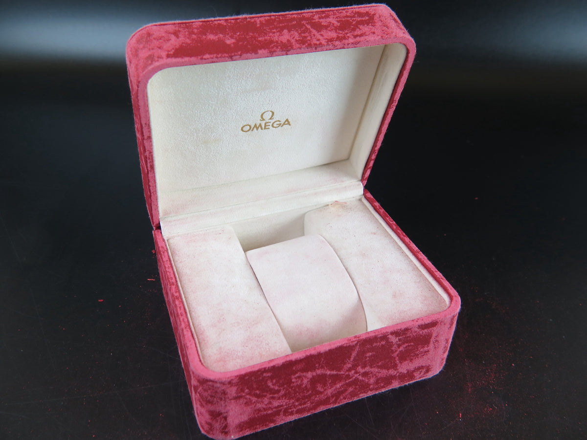 Omega Box (1)