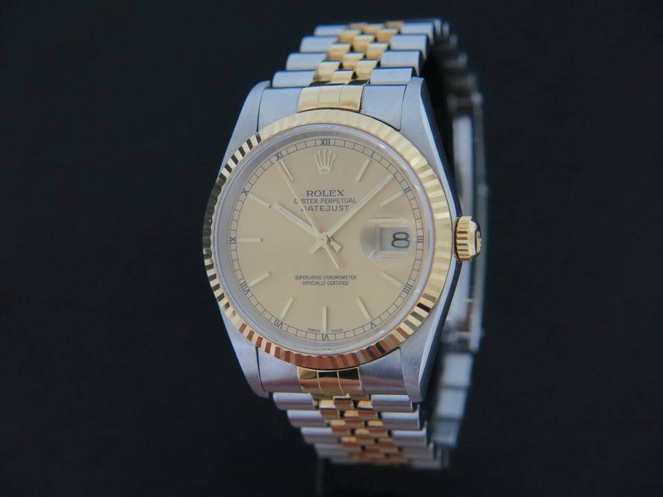 Rolex Oyster Perpetual Datejust (1)