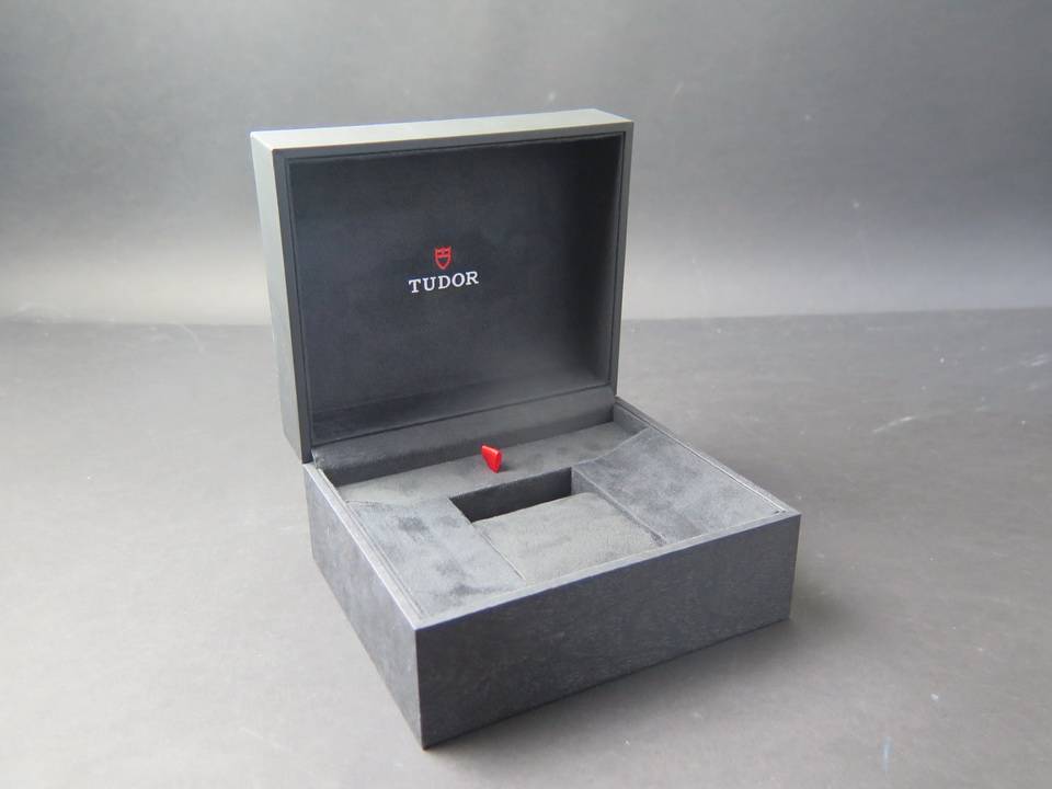 Tudor Box ref. 51433.64 (1)