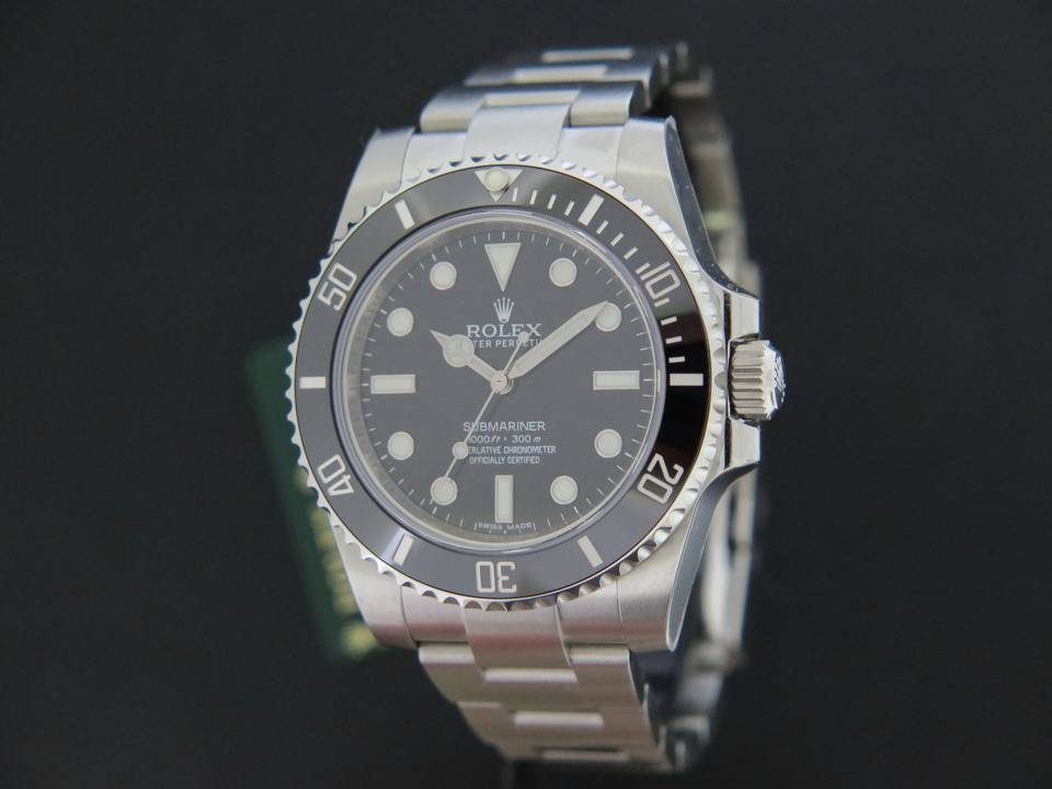 Rolex Oyster Perpetual Submariner NEW (1)