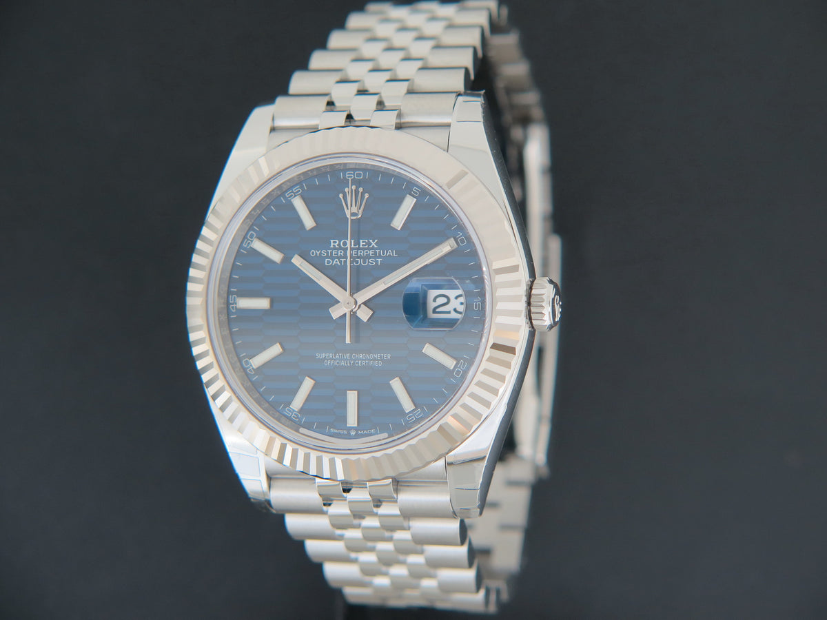 Rolex Datejust 41 Blue Motif Dial 126334 NEW   (1)