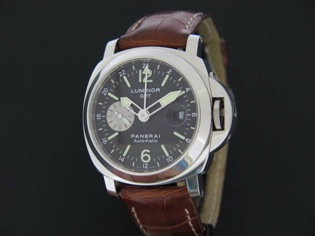 Panerai Luminor Marina GMT