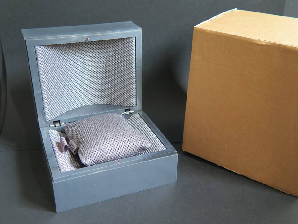 IWC Plastiki Box (1)