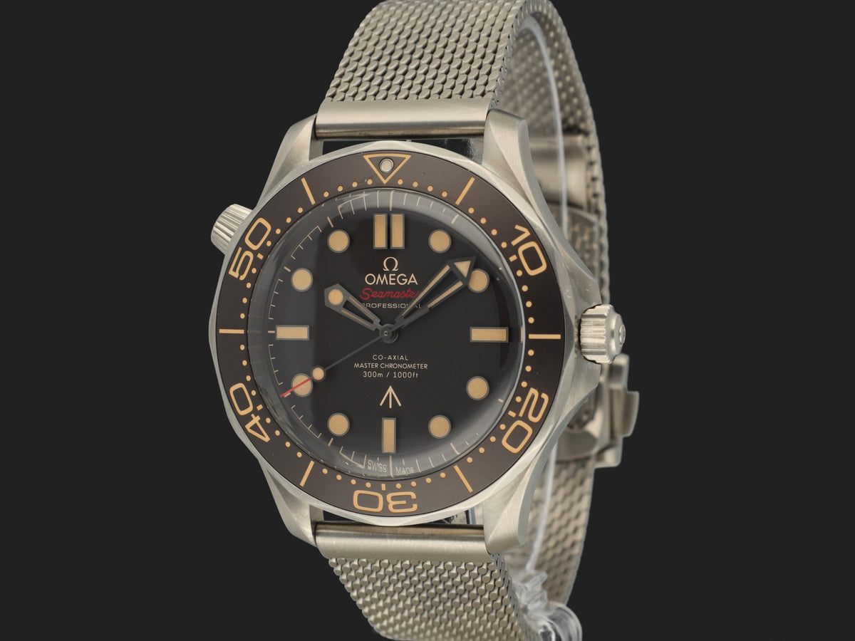 Omega Seamaster Diver 300M 007 Edition 210.90.42.20.01.001 (1)