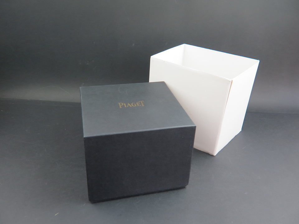Piaget Box  (1)