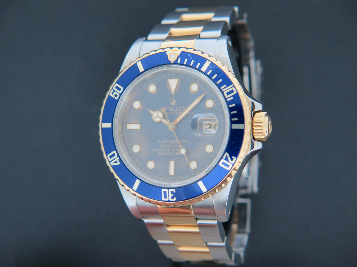 Rolex Submariner Date Gold/Steel Blue Tropical Dial 16803 (1)