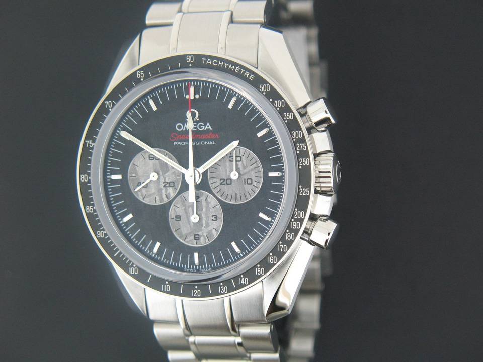 Omega Speedmaster Apollo Soyuz (1)