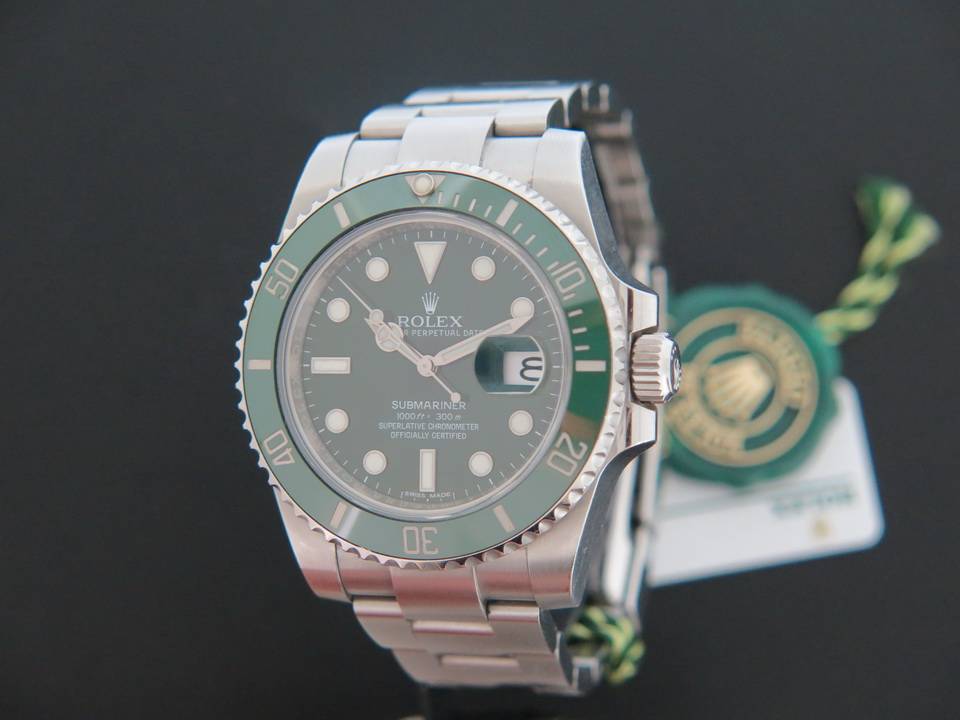 Rolex Submariner Date 116610LV (1)