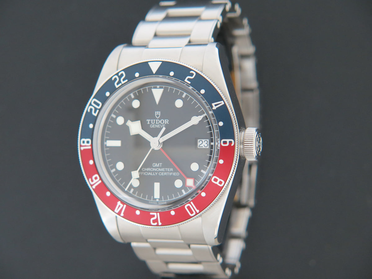 Tudor Black Bay GMT 79830RB (1)