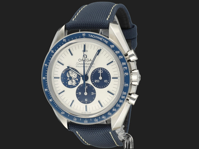 Omega Speedmaster Professional "Silver Snoopy Award" 50th Anniversary 310.32.42.50.02.001 31032425002001