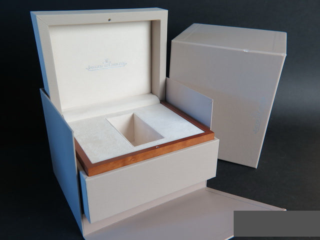 Jaeger-LeCoultre Box