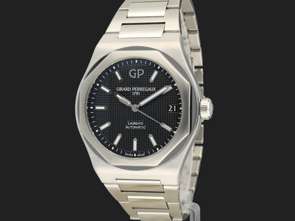 Girard-Perregaux Laureato 42MM Black Dial Automatic 81010-11-634-11A