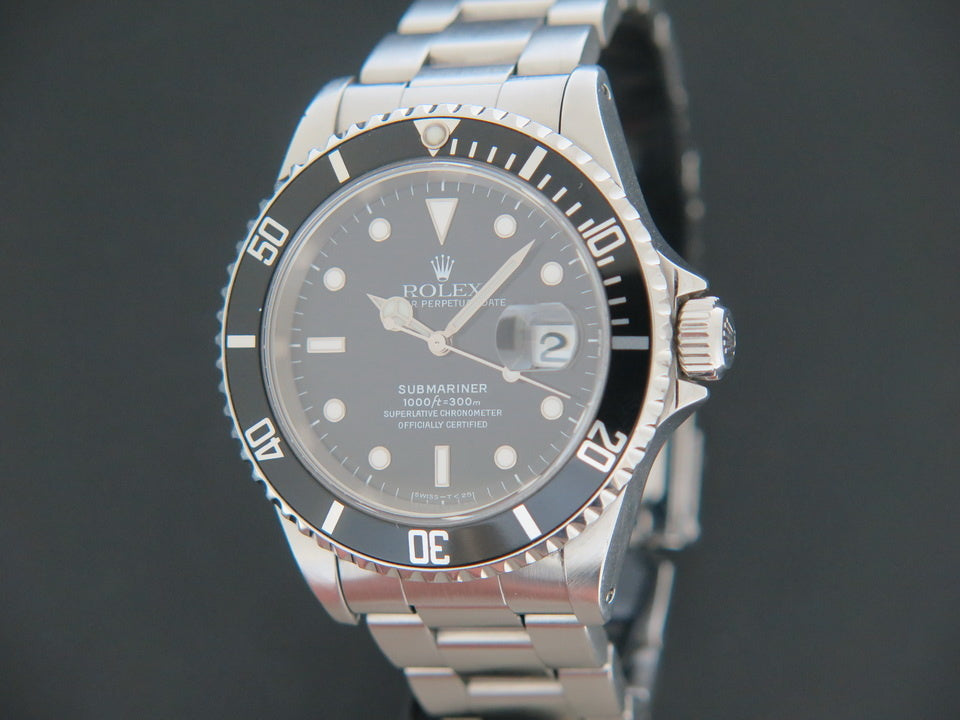 Rolex Submariner Date 16610 T-serial (1)