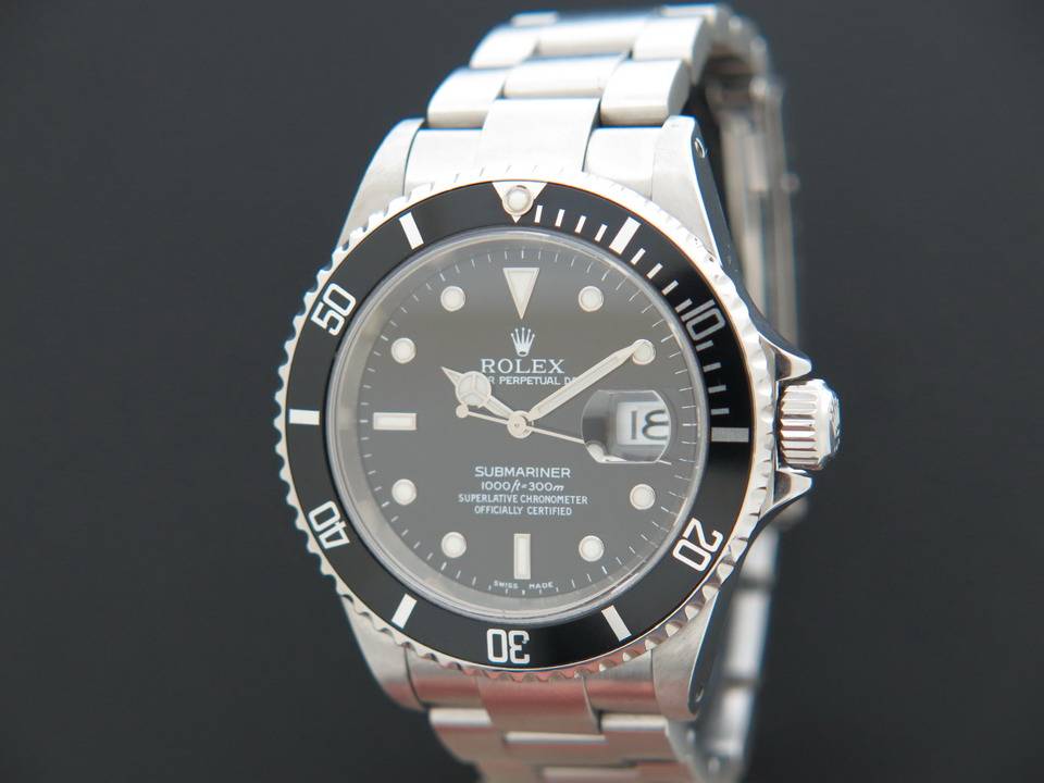Rolex Oyster Perpetual Submariner Date (1)