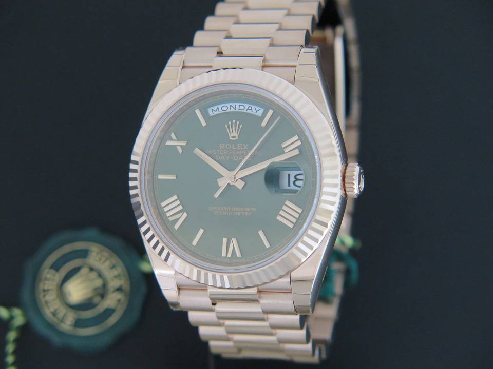 Rolex Day-Date Everose 228235 NEW  (1)