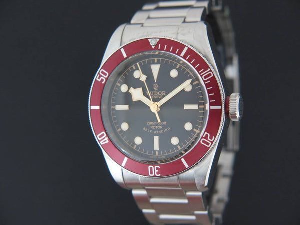 Tudor Heritage Black Bay