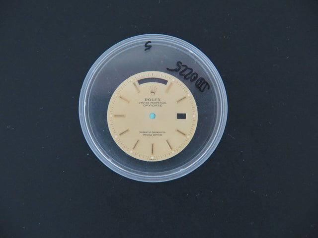 Rolex Day-Date Dial Champagne 18038