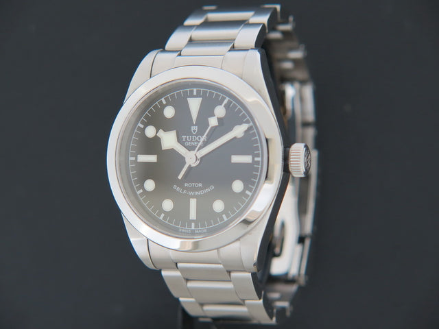 Tudor Heritage Black Bay 36