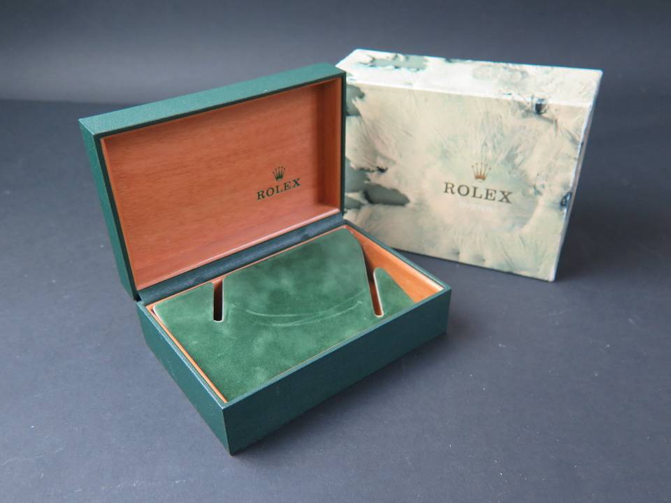 Rolex box (1)
