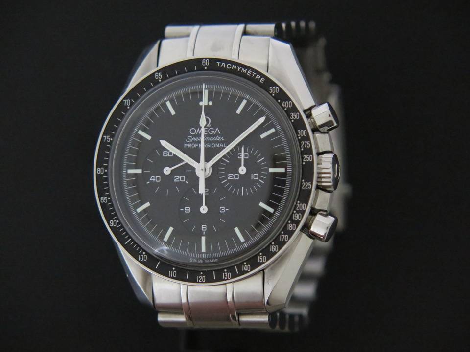 Omega Speedmaster Professional (1)