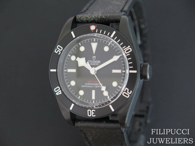 Tudor Heritage Black Bay Dark