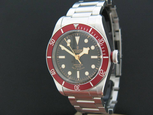 Tudor Heritage Black Bay