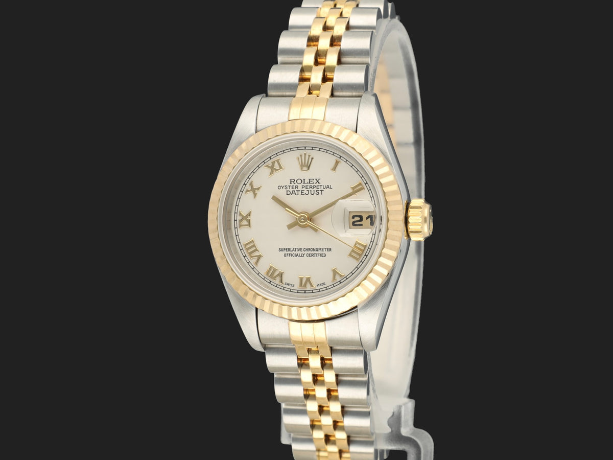 Rolex Lady-Datejust 26 Pyramid Dial 69173 (1)