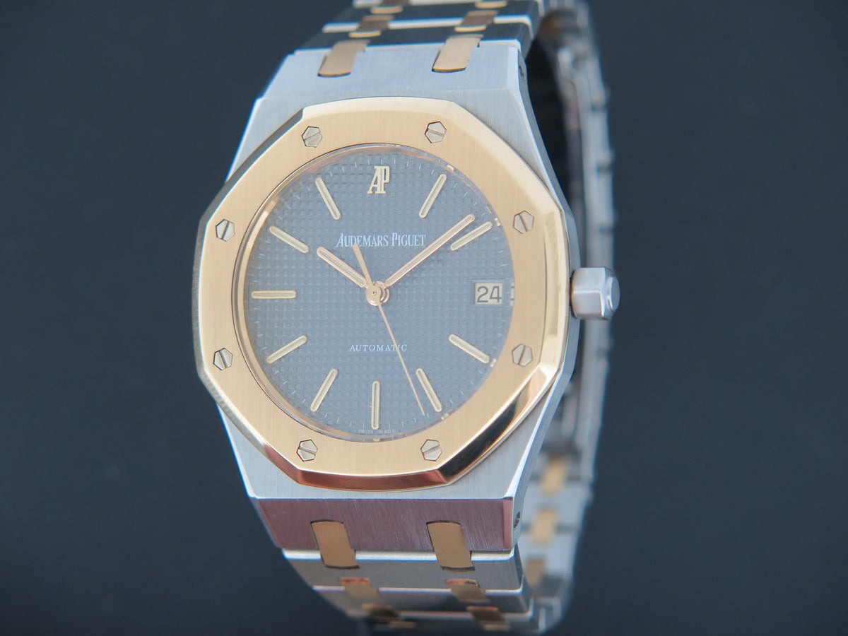 Audemars Piguet Royal Oak Gold/Steel 14790SA Grey Dial (1)