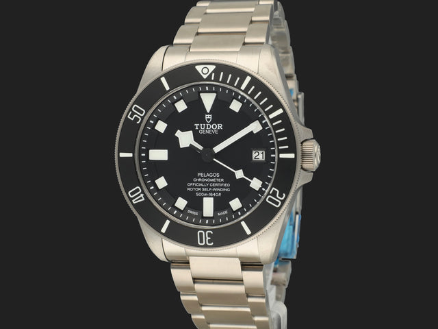 Tudor Pelagos Black