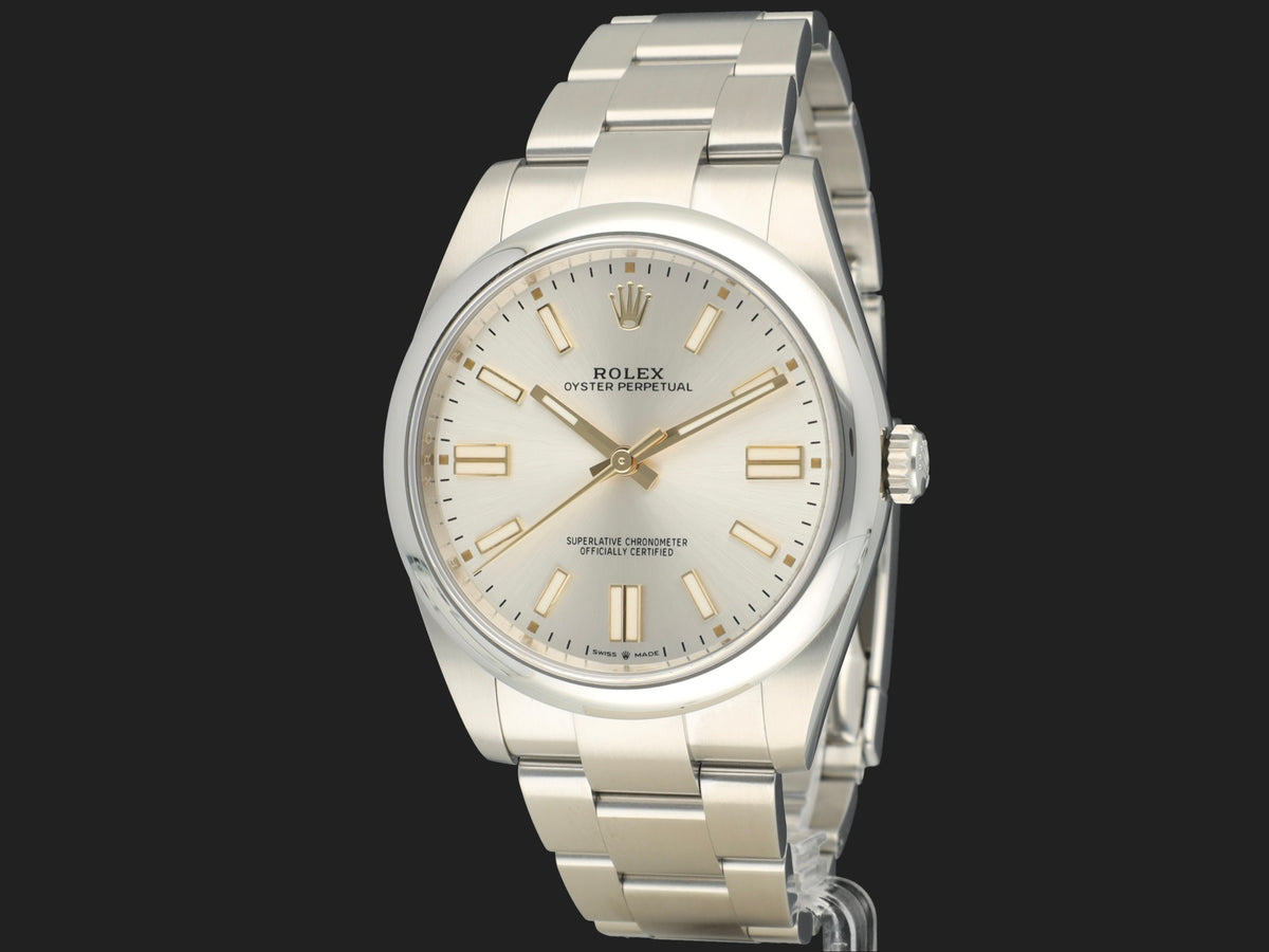 Rolex Oyster Perpetual 41 Silver Dial 124300 (1)