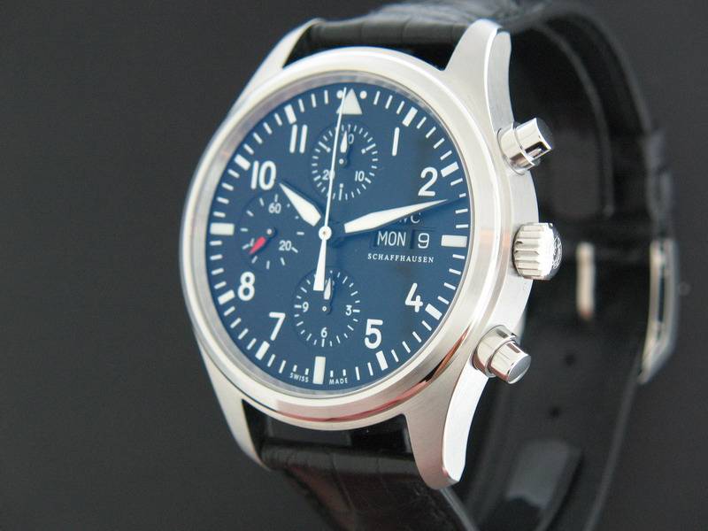 IWC Pilot's Watch Chrono-Automatic (1)