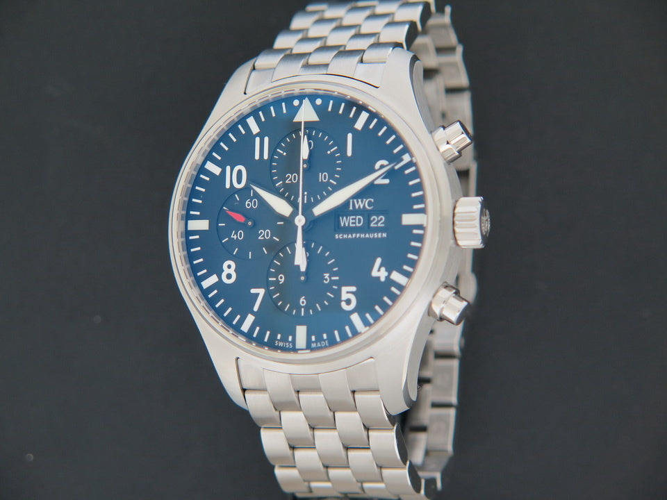 IWC Pilot's Watch Chronograph IW377710 NEW (1)