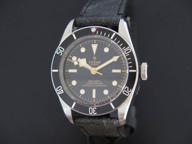 Tudor Tudor Heritage Black Bay Noir Model