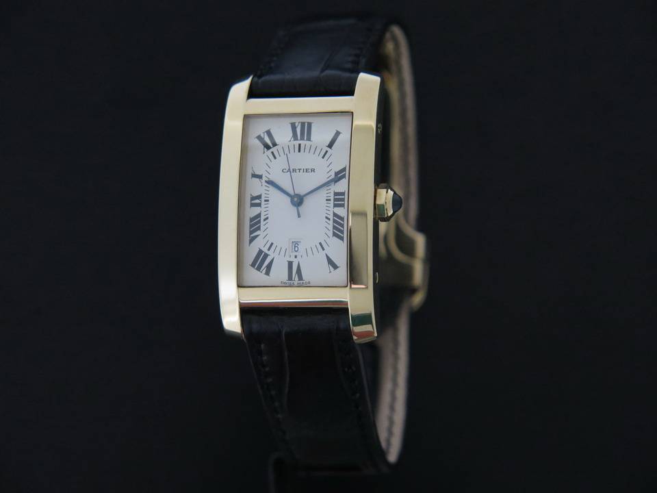 Cartier Tank Americaine (1)