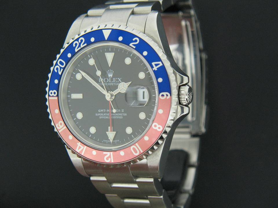 Rolex Oyster Perpertual Date GMT Master II (1)