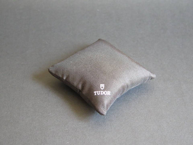 Tudor Display Pillow