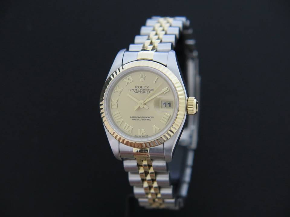 Rolex Oyster Perpetual Datejust Lady (1)