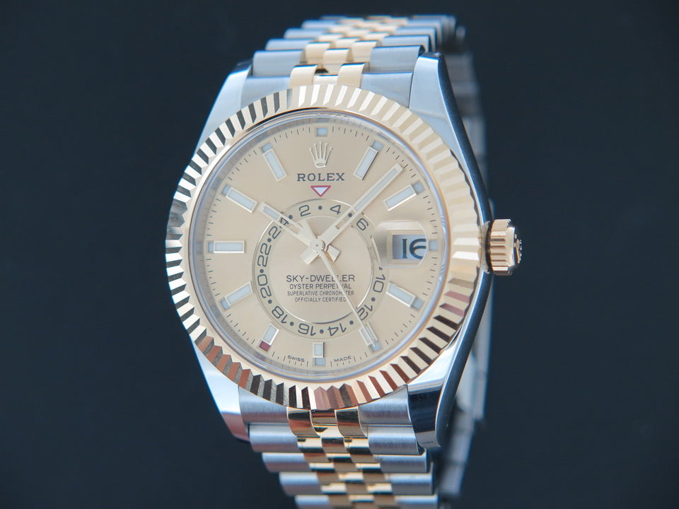 Rolex Sky-Dweller Gold/Steel Champagne 326933 NEW (1)
